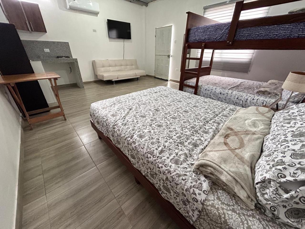Casa Con Piscina Privada Hotel มันตา ภายนอก รูปภาพ